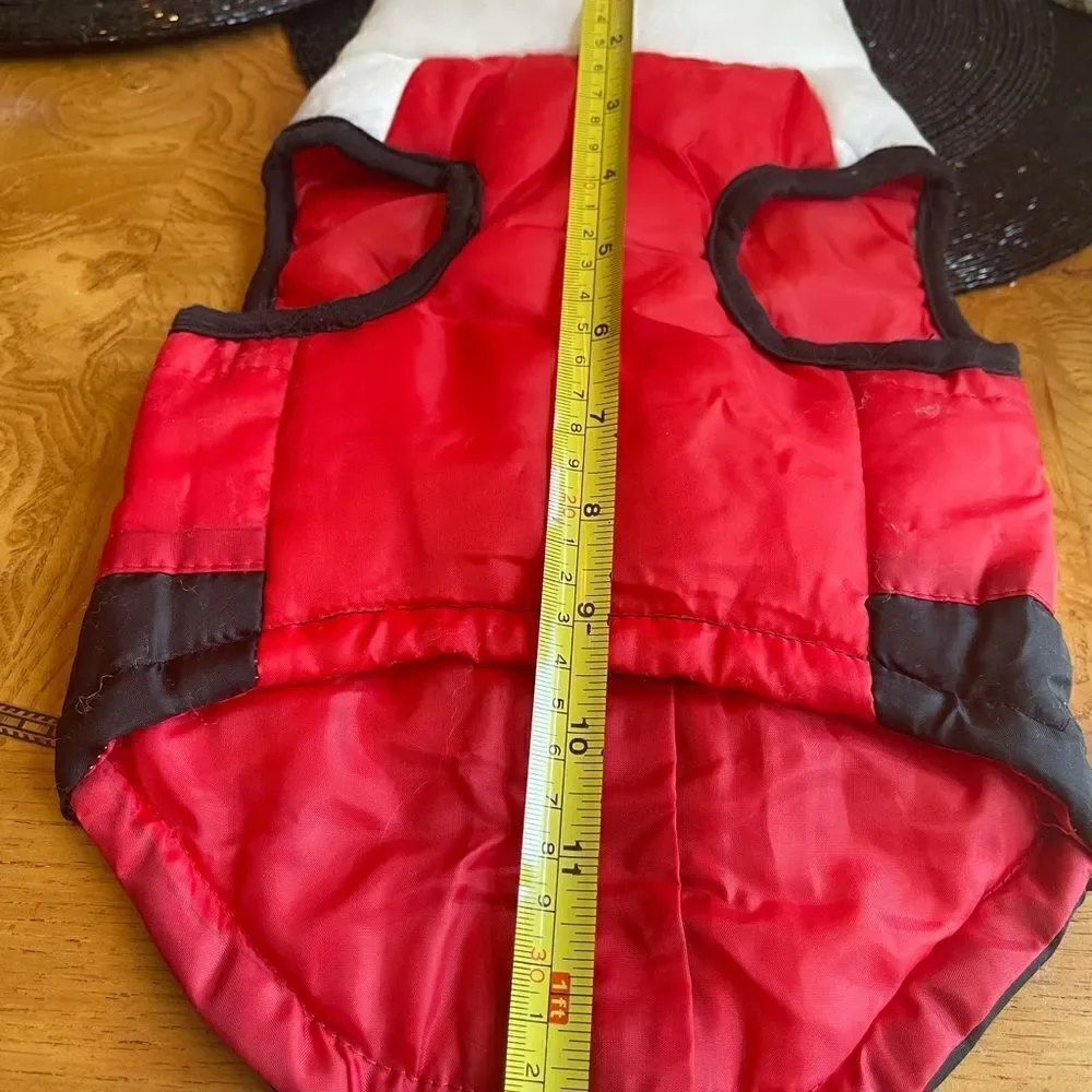 DOGGIE PUFFER Best w Leash clip and zip!